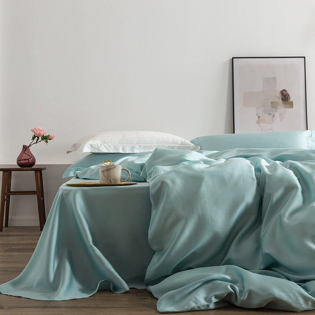 Elegant Silk Bedding Set - Homio Decor