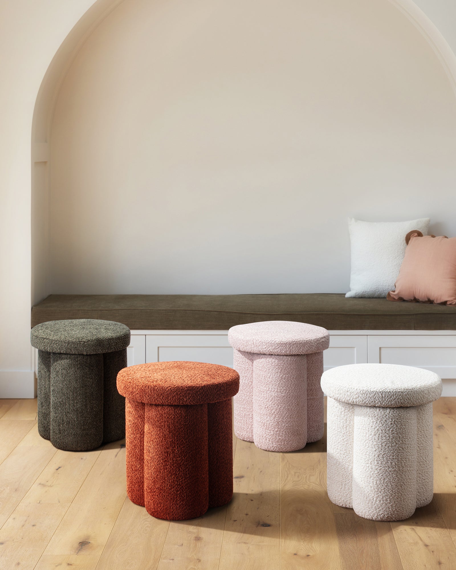 Homio Decor Clover Stool
