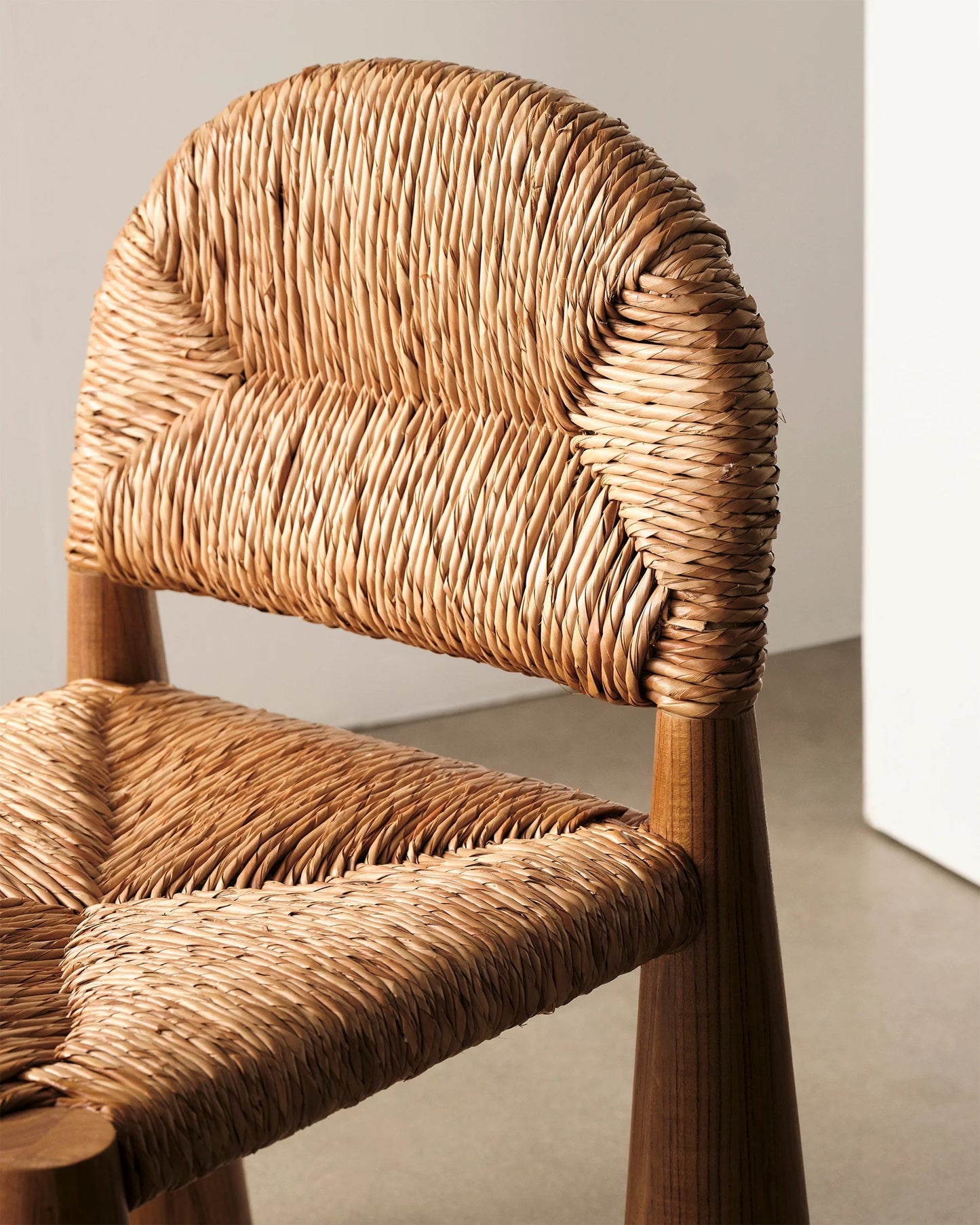 Designer Rustic Woven Chair - Homio Decor
