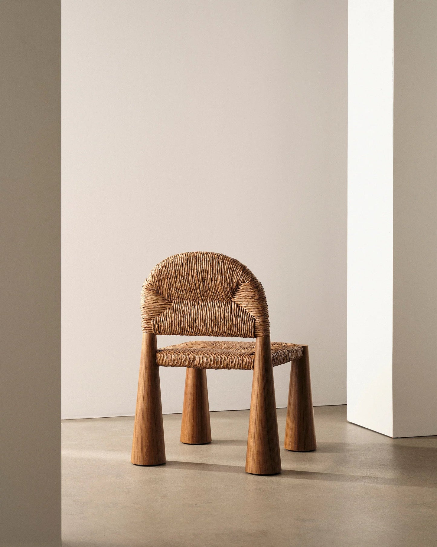Designer Rustic Woven Chair - Homio Decor