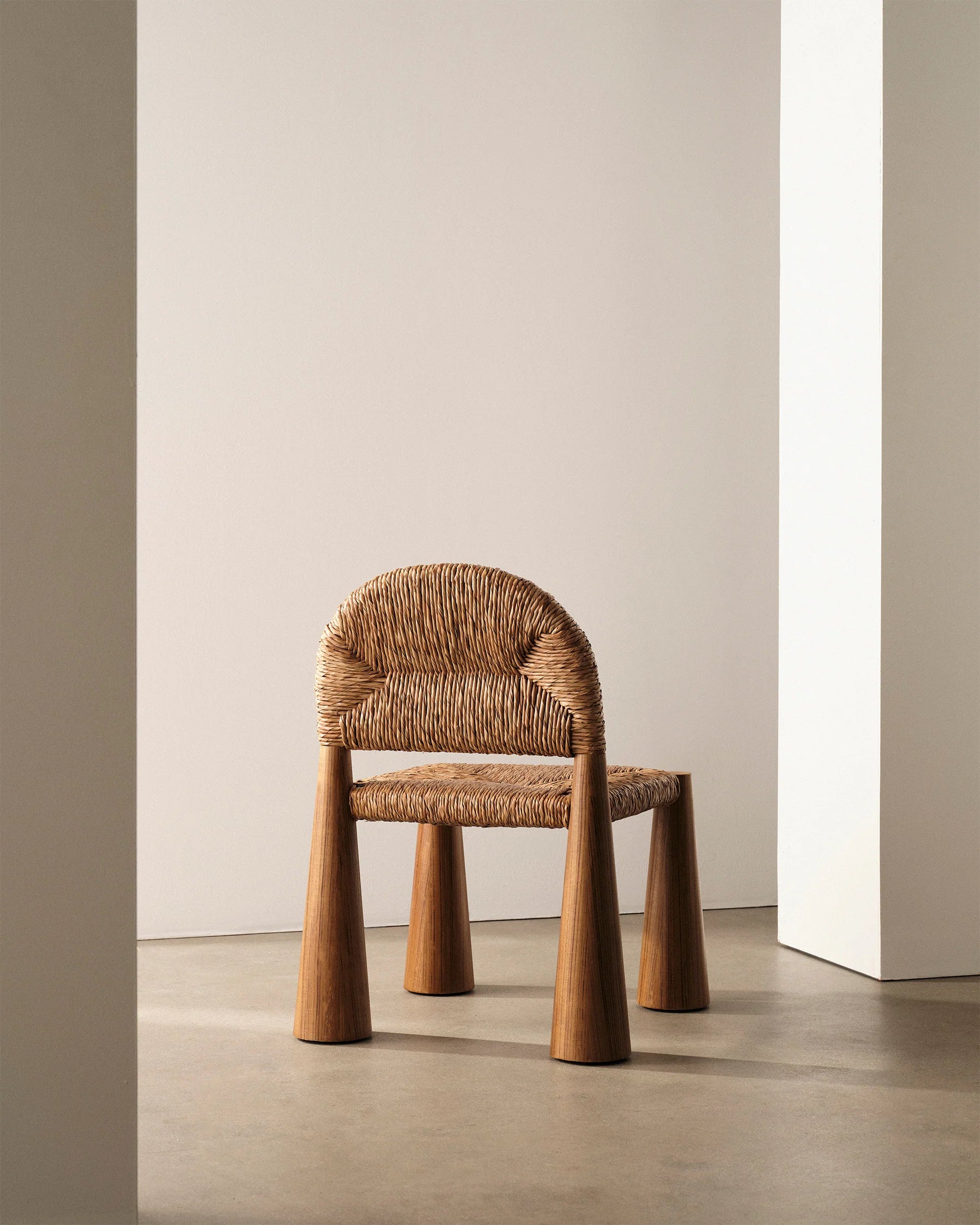 Designer Rustic Woven Chair - Homio Decor