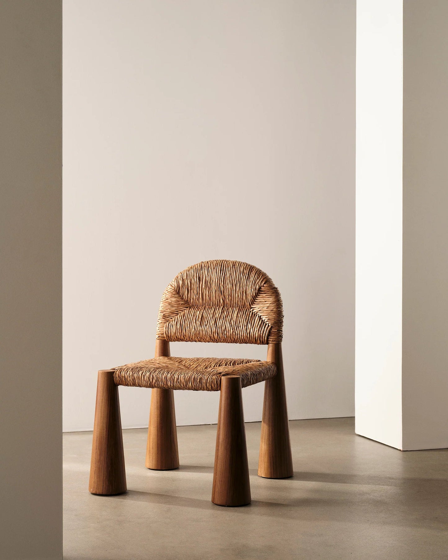Designer Rustic Woven Chair - Homio Decor
