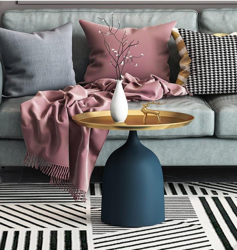 Minimalist Iron Side Table - Homio Decor