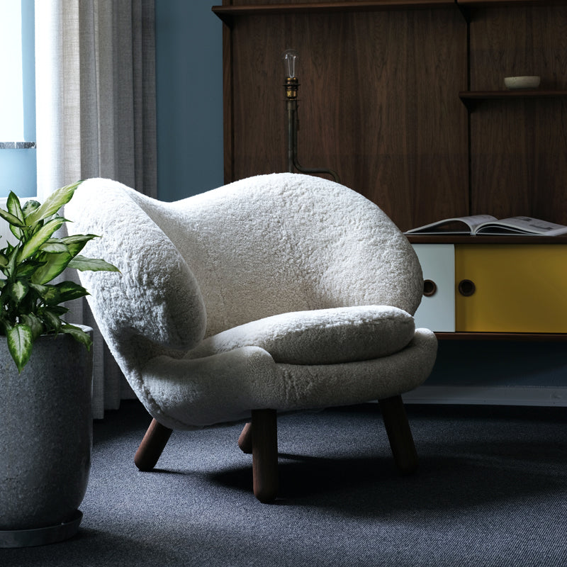 Homio Decor Shearling Pelican Chair