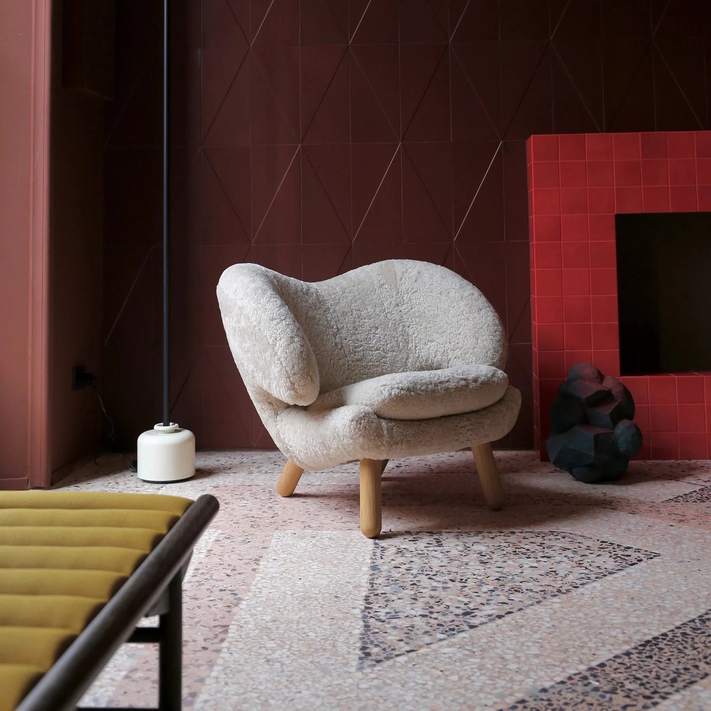 Homio Decor Shearling Pelican Chair