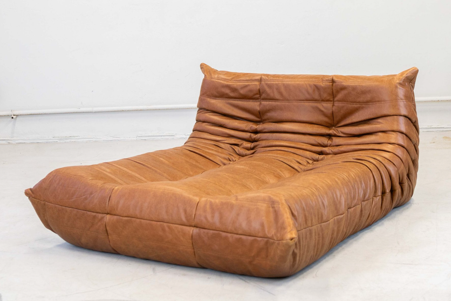 Togo Chaise Lounge (Textured Brown) - Homio Decor