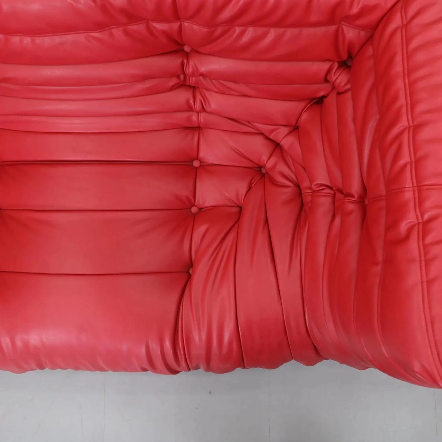 Homio Decor Togo Sofa with Armrests - Red Leather