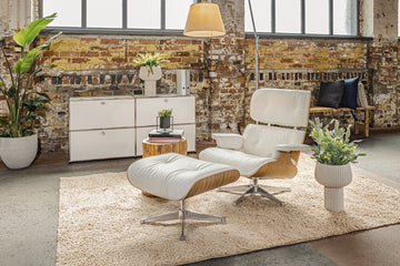 Why Designers Still Use the Eames Lounge Chair in Modern Projects