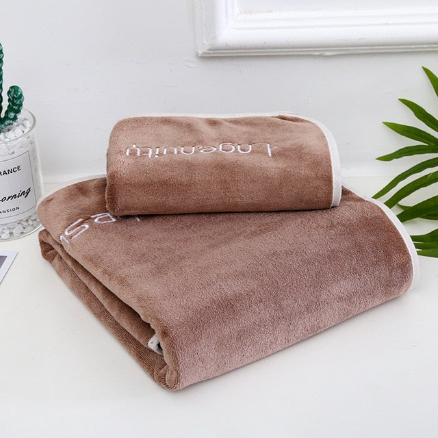 Homio Decor Bathroom Letter / Brown Coral Fleece Towel Set