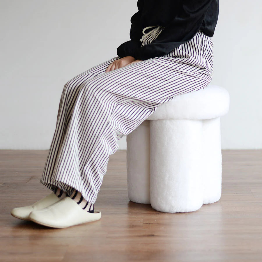 clover-stool-sheepksin-clover- clover-stool-sheepksin-clover-