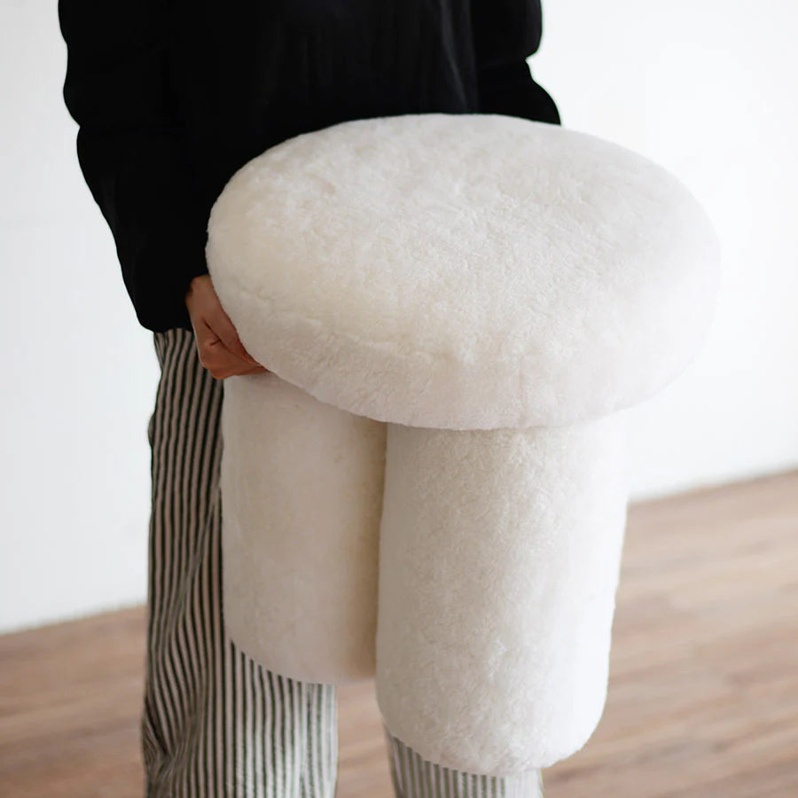 Homio Decor Clover Stool Sheepksin