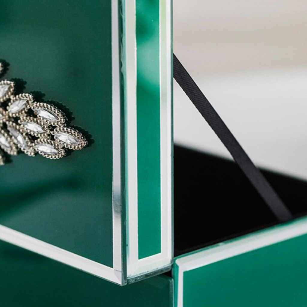 Homio Decor Decorative Accessories Green Acrylic Jewelry Box with Handmade Diamond