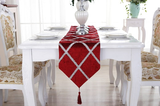 Homio Decor Dining Room Red / 28x180cm Crossed Design Table Runner