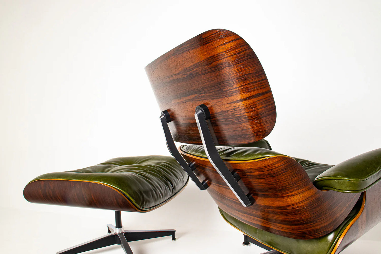 Homio Decor Eames Lounge Chair & Ottoman (PRO) - Moss Green Leather