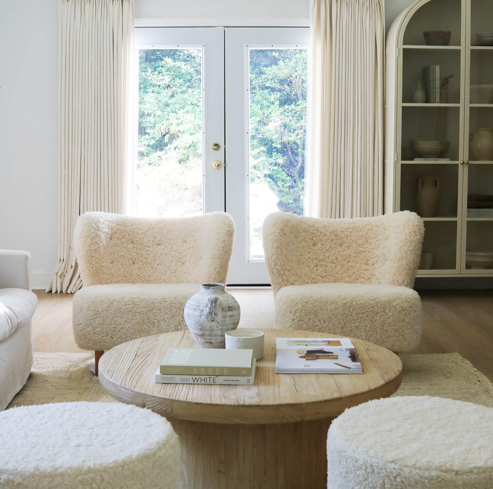 Homio Decor Little Petra Chair & Ottoman (Australian Sheepskin)