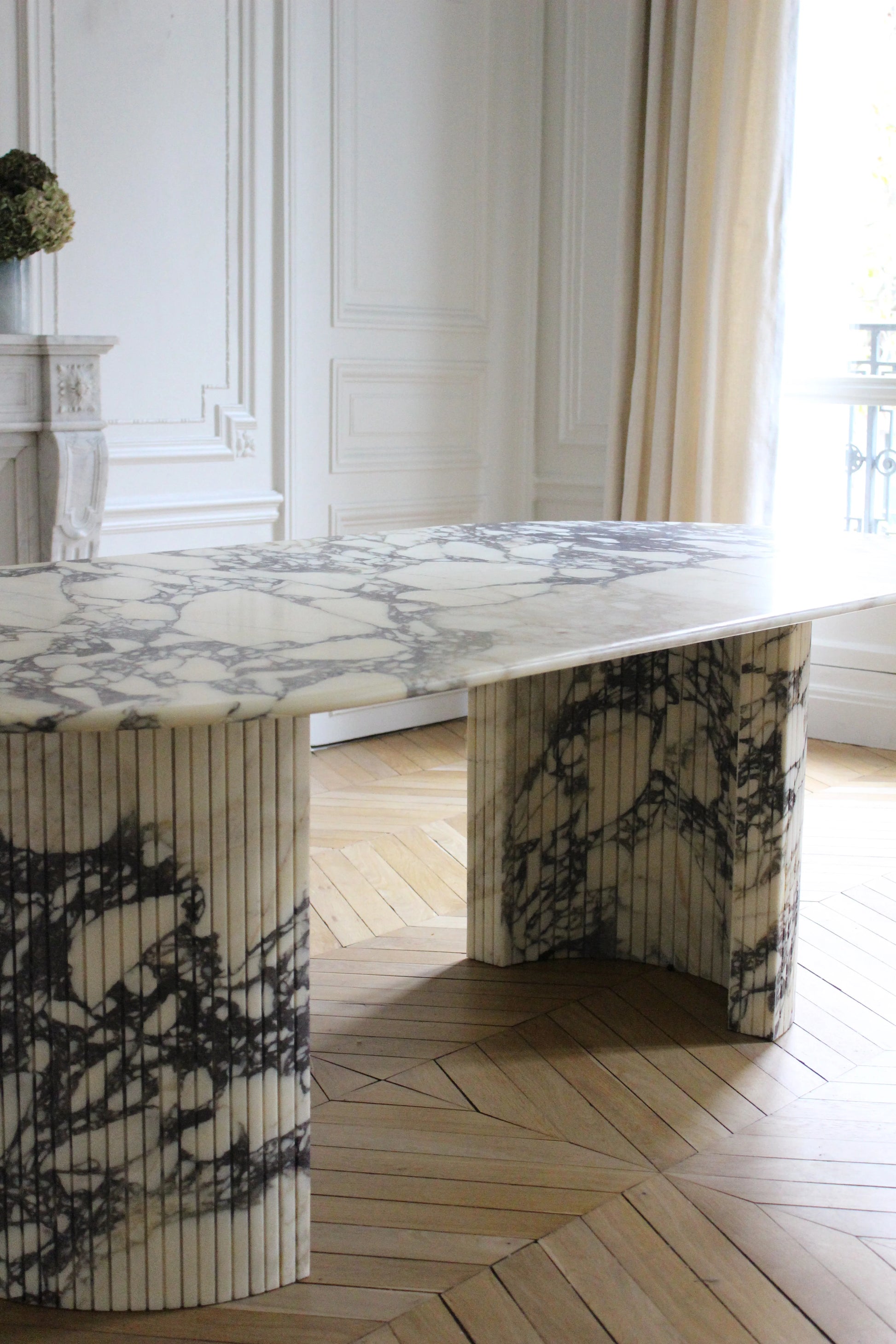 Homio Decor Palazzo Calacatta Viola Dining Table