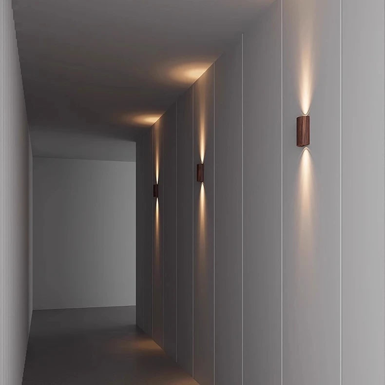 Homio Decor Tova Wood Wall Sconce