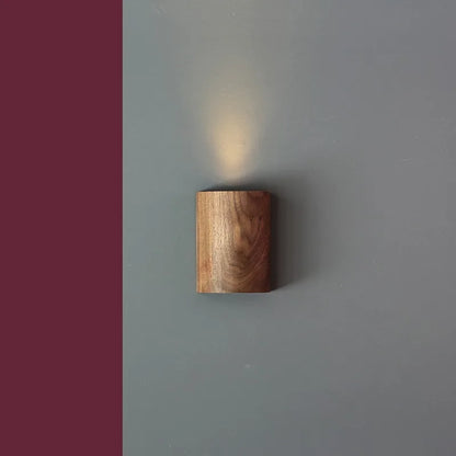 Homio Decor Tova Wood Wall Sconce